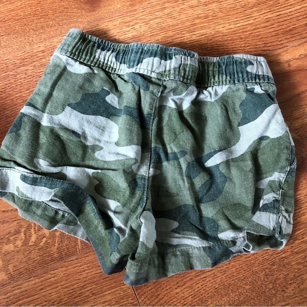 Old Navy linen blend camo print shorts in size XS (5)